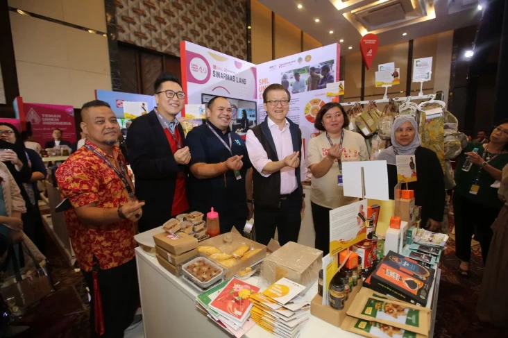 Sinar Mas Dukung Transformasi...