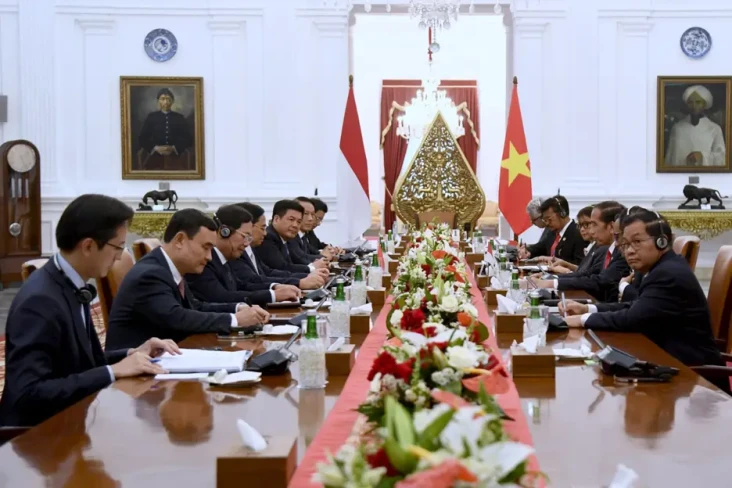 Presiden Jokowi Dorong...