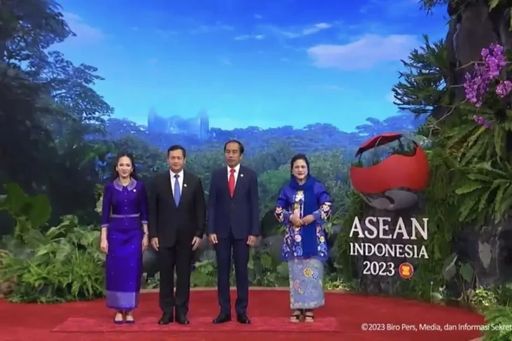 Gaya 6 Ibu Negara di...