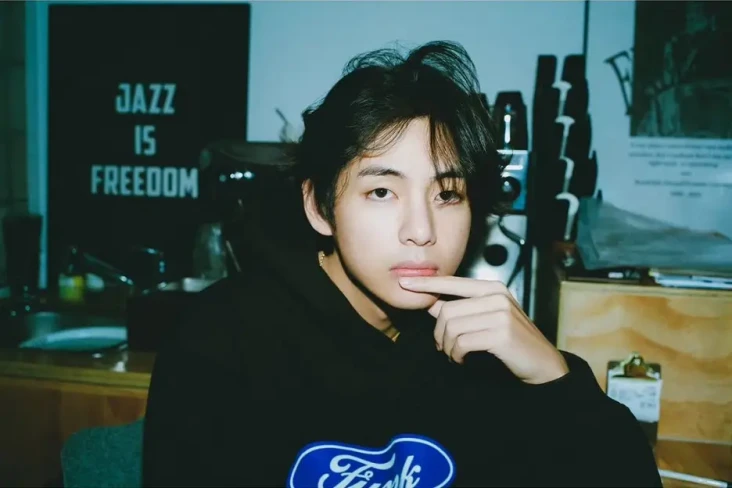 8 Artis Korea dengan...