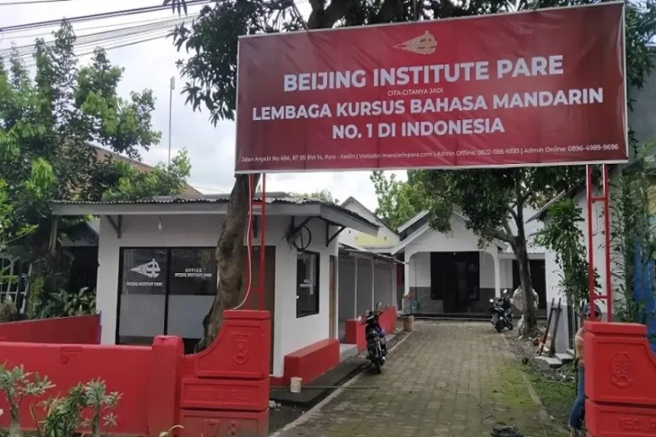 8 Negara dengan Bahasa...