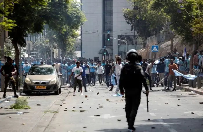 Mengapa Pengungsi Eritrea...