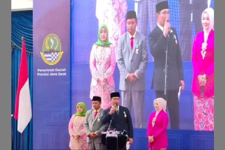 Kode Keras, Ridwan Kamil...