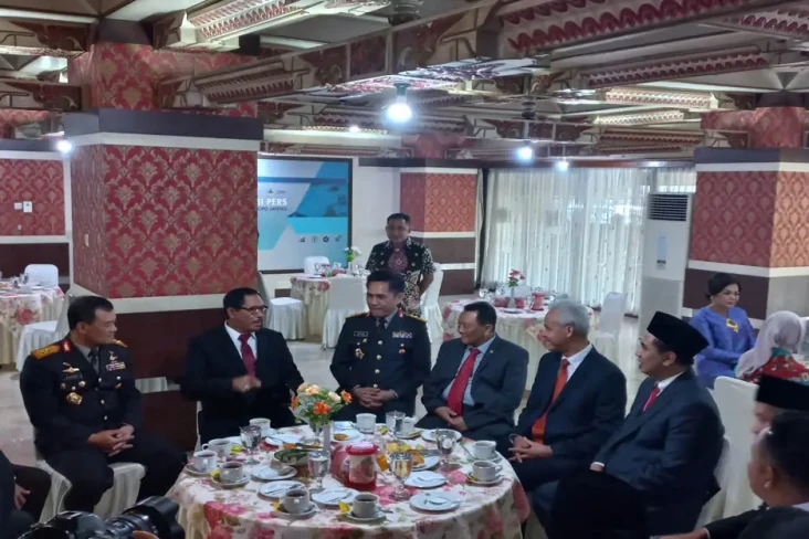 Momen Akrab Ganjar Pranowo...