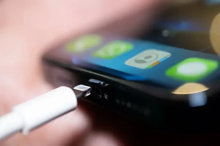 3 Tips agar Kabel Charger...