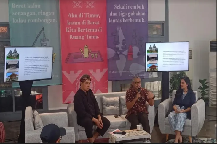 Bertema Merawat Bumi...