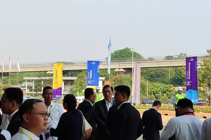 Luhut dan Menhub Tiba...