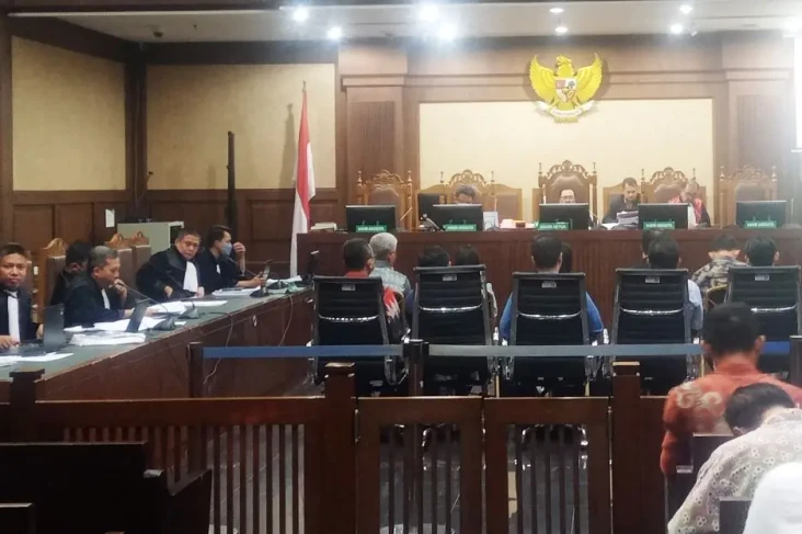 Sidang Kasus BTS Kominfo,...
