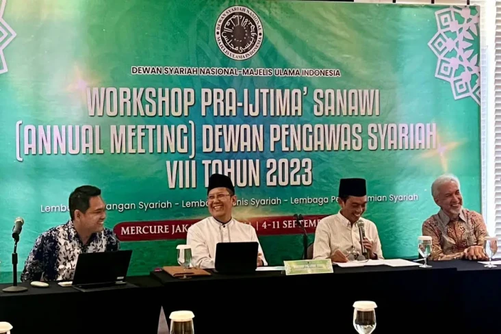 Ketua MUI Cholil Nafis...