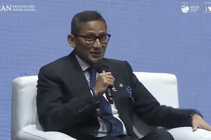 Sandiaga Ajak Anak Muda...