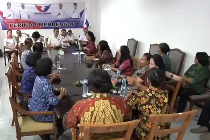 Hadiri Partai Perindo...