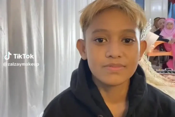 Gadis Tomboi Ini Di-makeover...