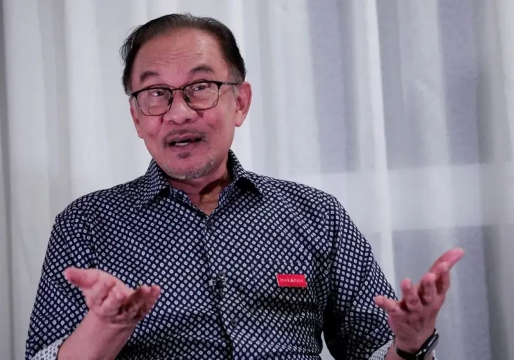 Anwar Ibrahim Desak...