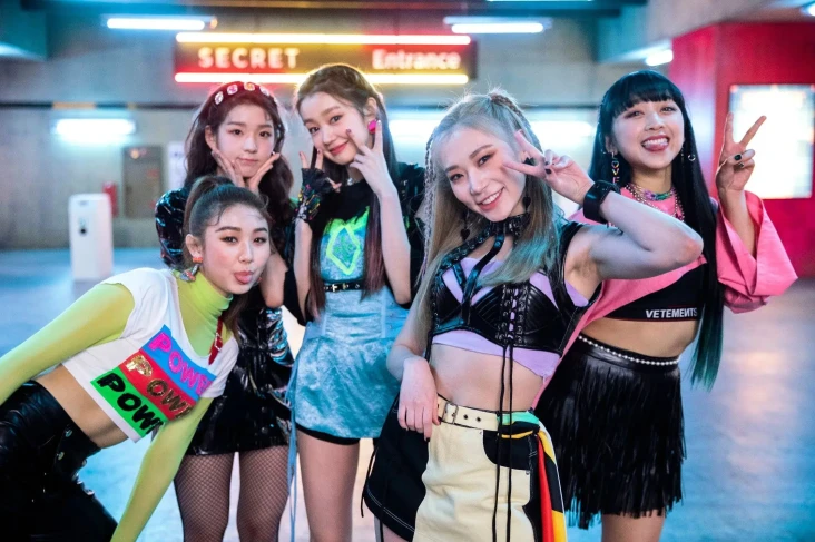 7 Lagu SECRET NUMBER...