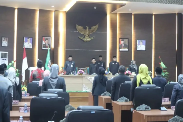 Paripurna Perubahan...