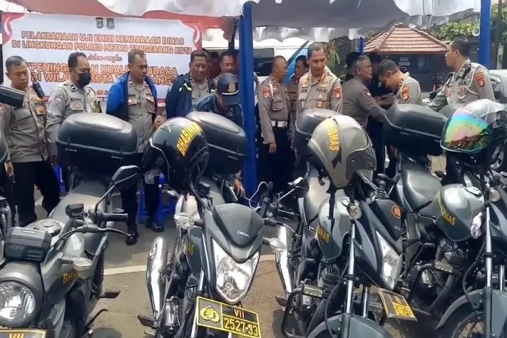 Belasan Kendaraan Dinas...