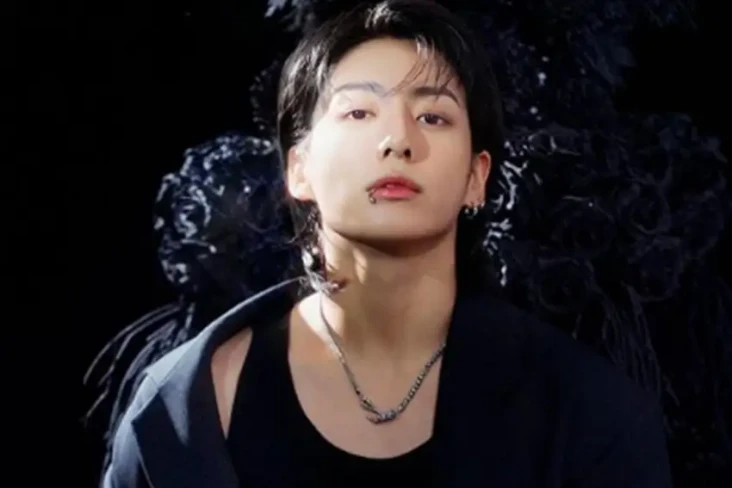 Video Jungkook BTS Merokok...