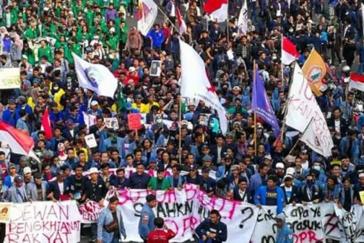 Provinsi dengan Angka...