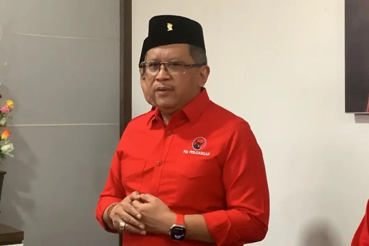 Hasto Sindir Pemimpin...