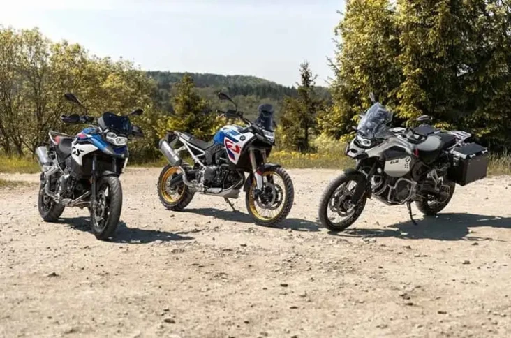 BMW Resmi Hadirkan 3...