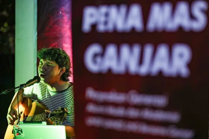 Pena Mas Ganjar Gelar...