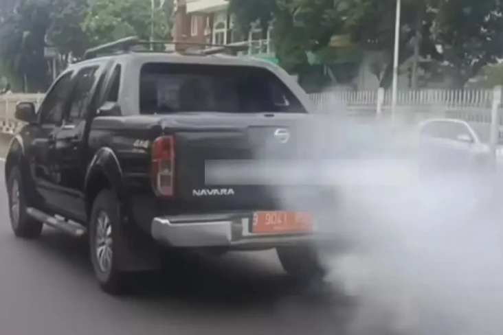 Viral Knalpot Mobil...