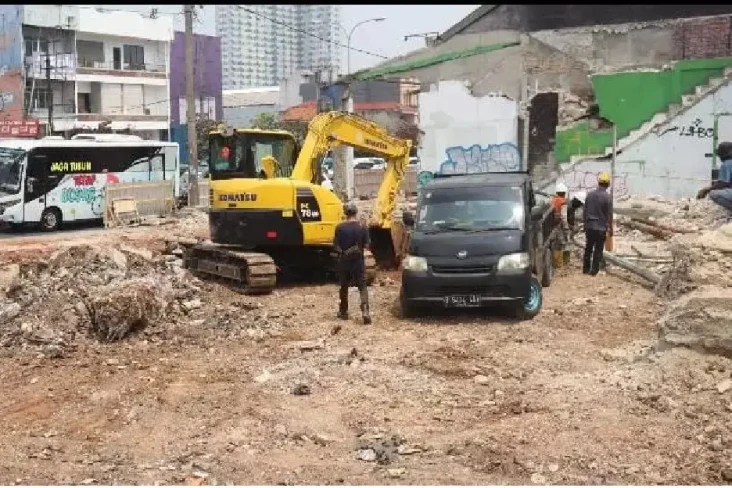 Pengerjaan Pelebaran...