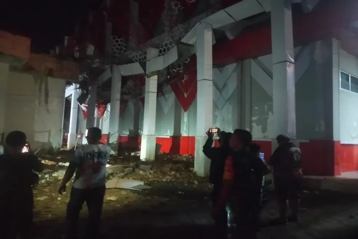 Terdampak Gempa M6,2...
