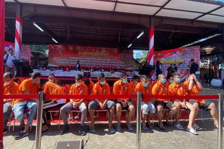Bongkar Narkotika Fredy...