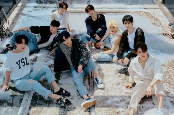 5 Lagu Stray Kids yang...