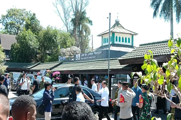 Jajal Kereta Cepat,...