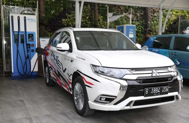 Pemilik Mobil Listrik...