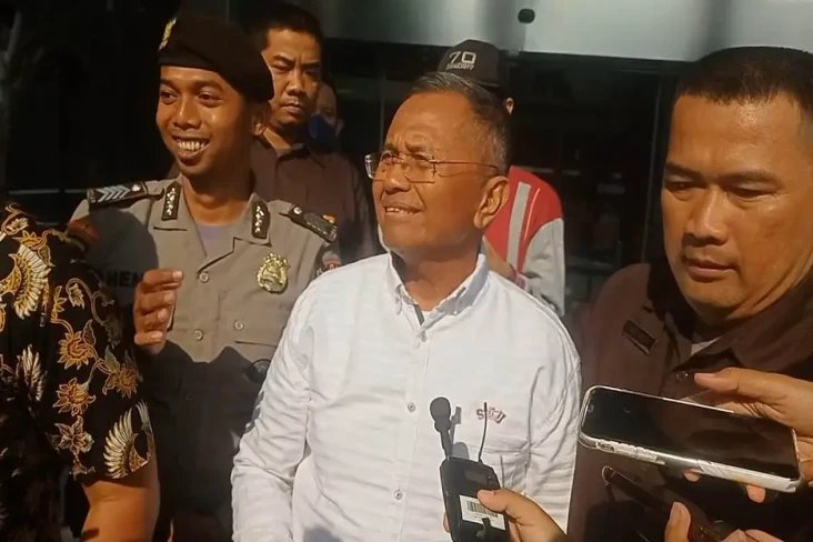 Rampung Diperiksa KPK,...