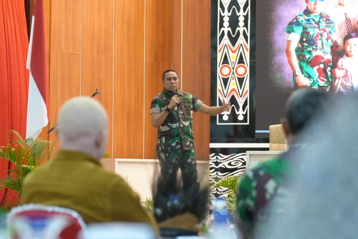 Perkuat Persatuan di...