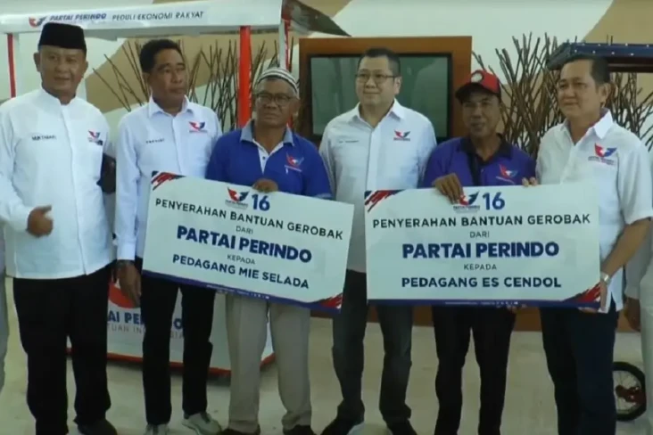 Dapat Bantuan Gerobak...