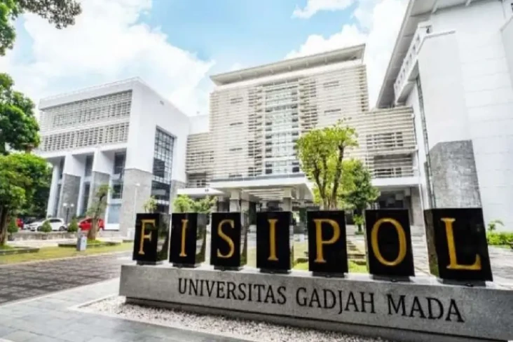 Program Studi UGM dengan...