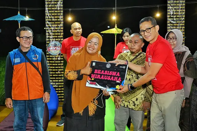 Temu Komunitas, Sandiaga...