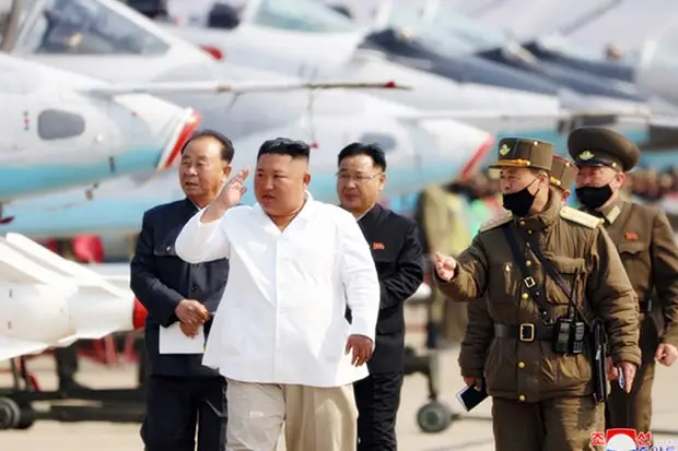 Kim Jong-un Masuk dalam...