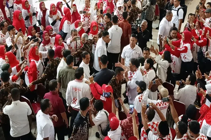 Presiden Jokowi Ingatkan...
