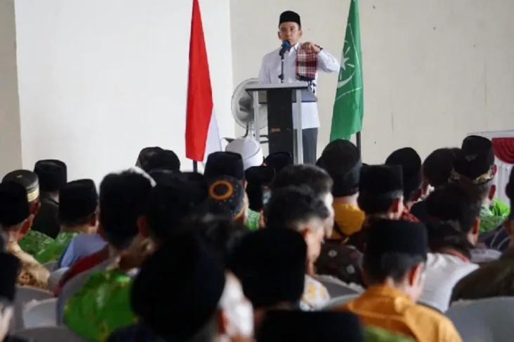 Kerja Nyata, TGB Zainul...