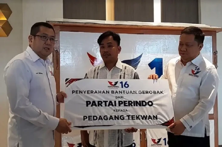 Dapat Bantuan Gerobak...