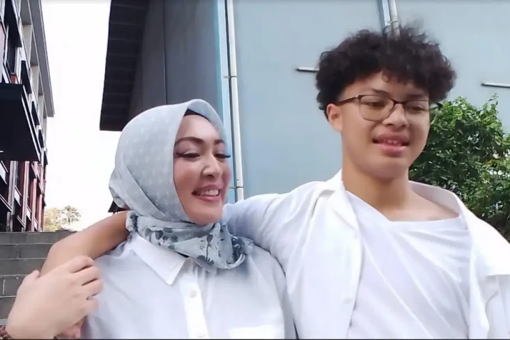 Angelina Sondakh Dapat...