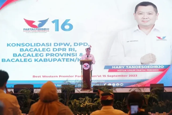 Ketua Umum Perindo Hary...