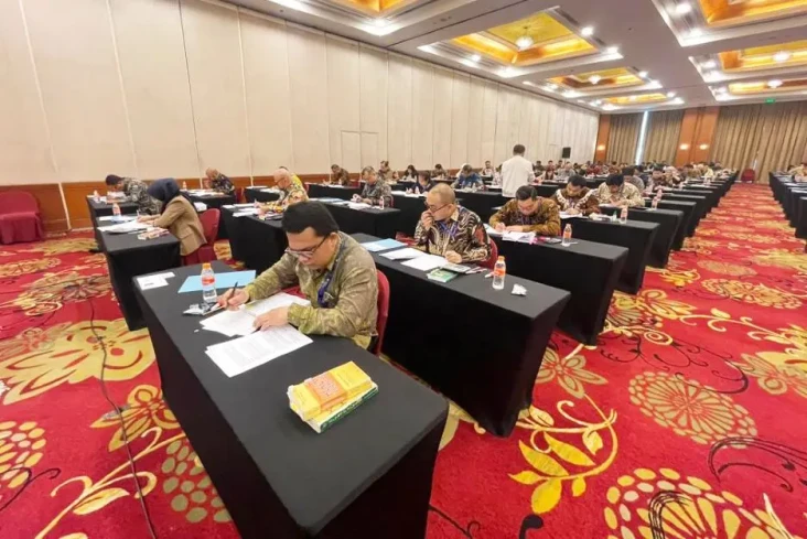 Gelar Sertifikasi, Ikapi...