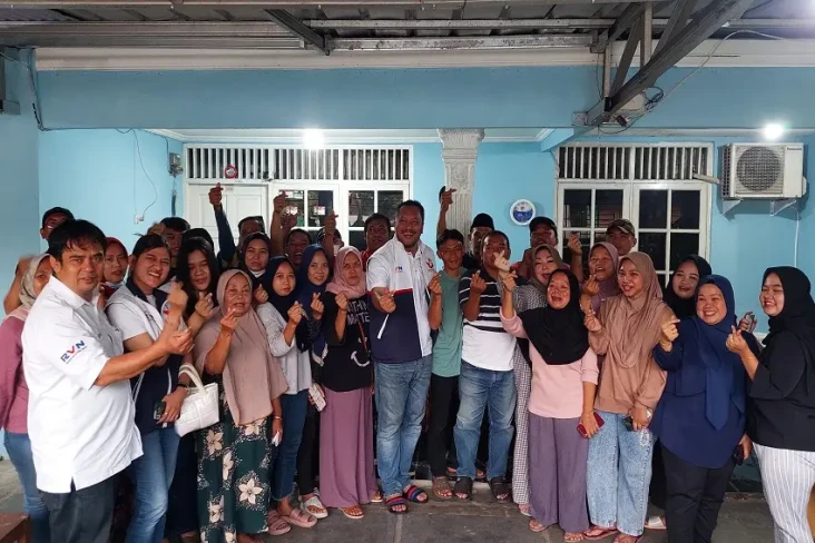 Warga Kembangan Berterima...