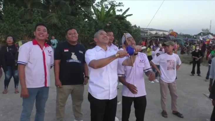 Bacaleg Perindo Tulang...