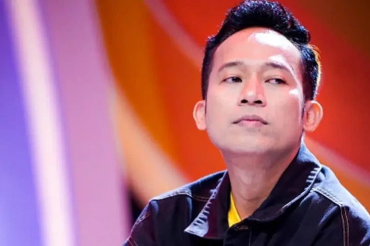 Profil Denny Cagur,...