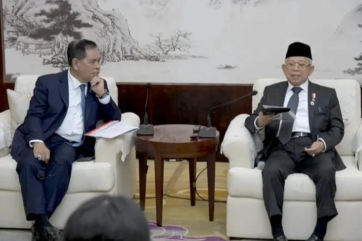 Penanda 10 Tahun Hubungan...