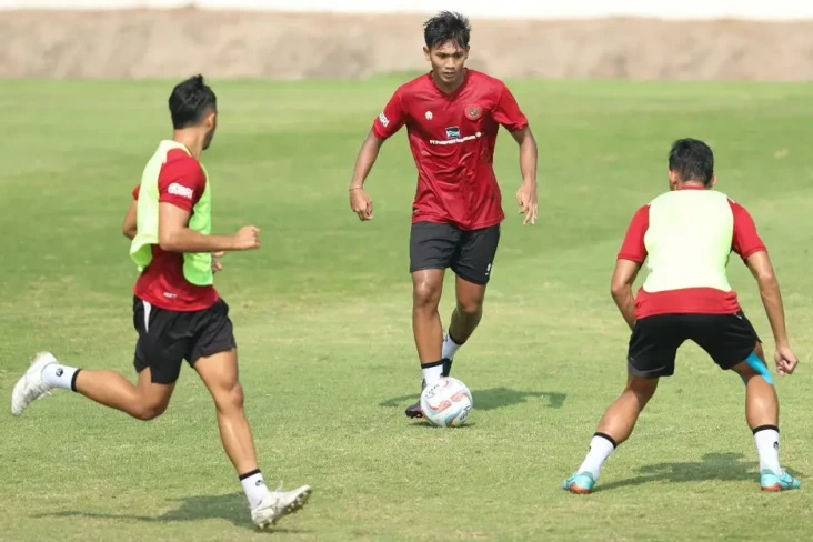 Susunan Pemain Timnas...
