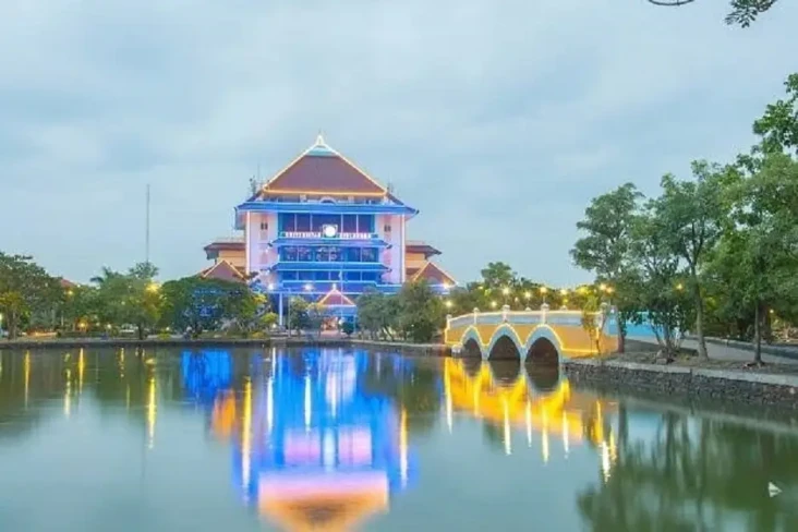 Plaza Airlangga Wujud...